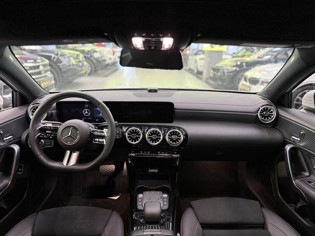 Mercedes-Benz A-Class 2023 thumb 6
