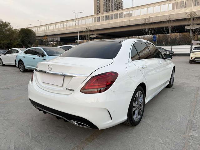 Mercedes-Benz C-Class 2021 thumb 7
