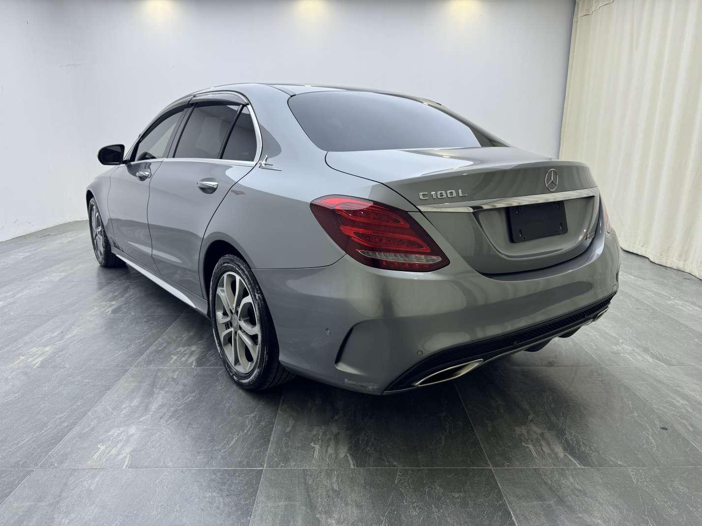 Mercedes-Benz C-Class 2016 thumb 2
