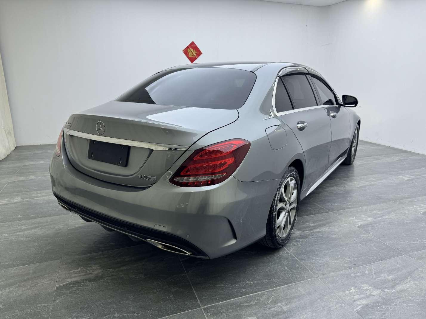 Mercedes-Benz C-Class 2016 thumb 4
