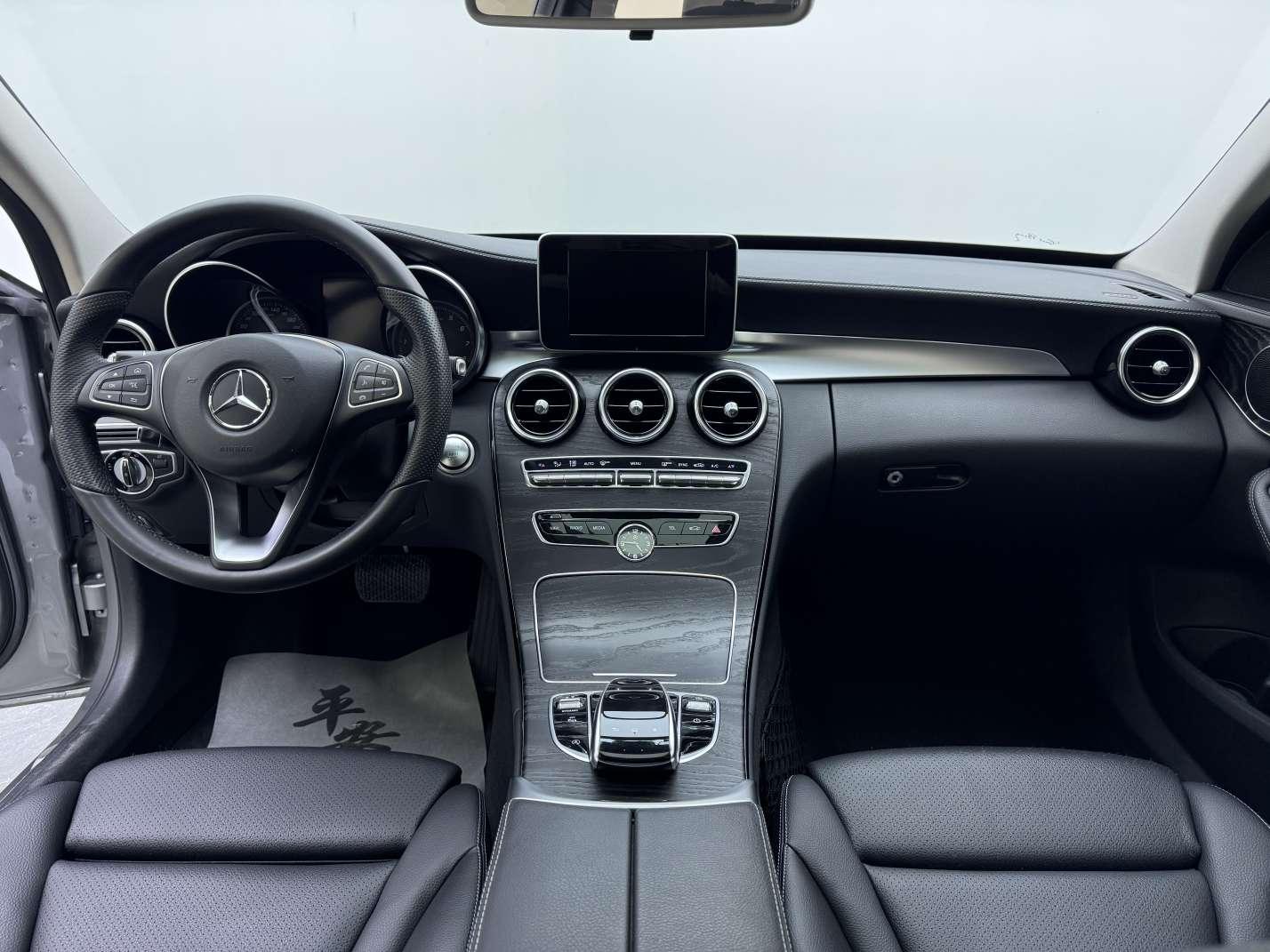 Mercedes-Benz C-Class 2016 thumb 9