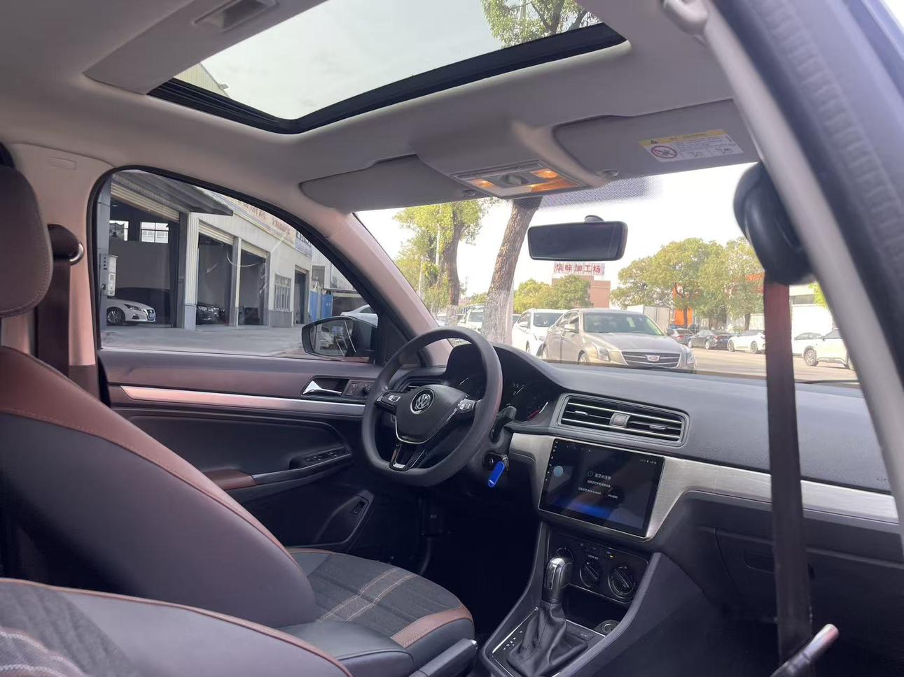 Volkswagen Lavida XR 2021 thumb 5