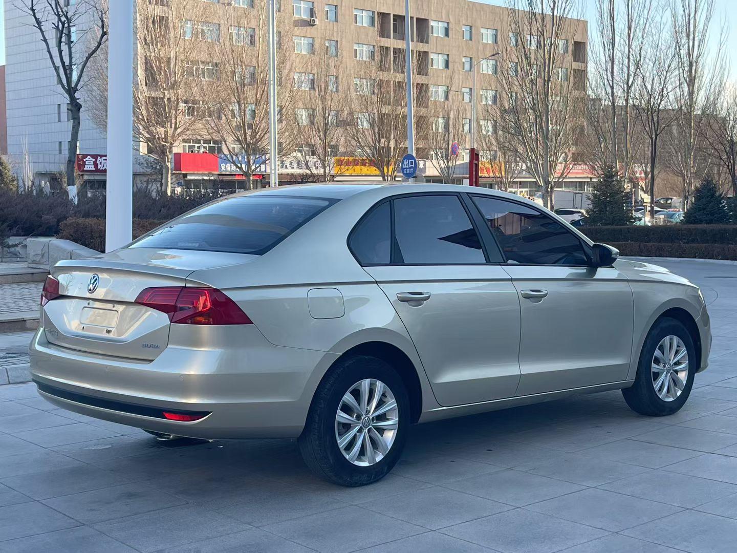Volkswagen Bora 2019 thumb 4