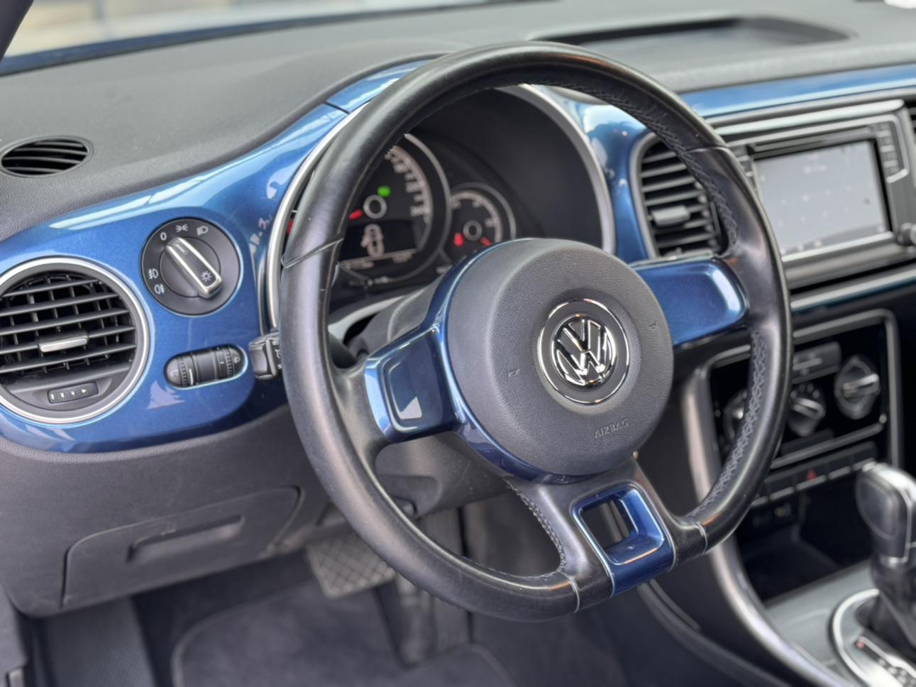 Volkswagen Beetle 2019 thumb 8