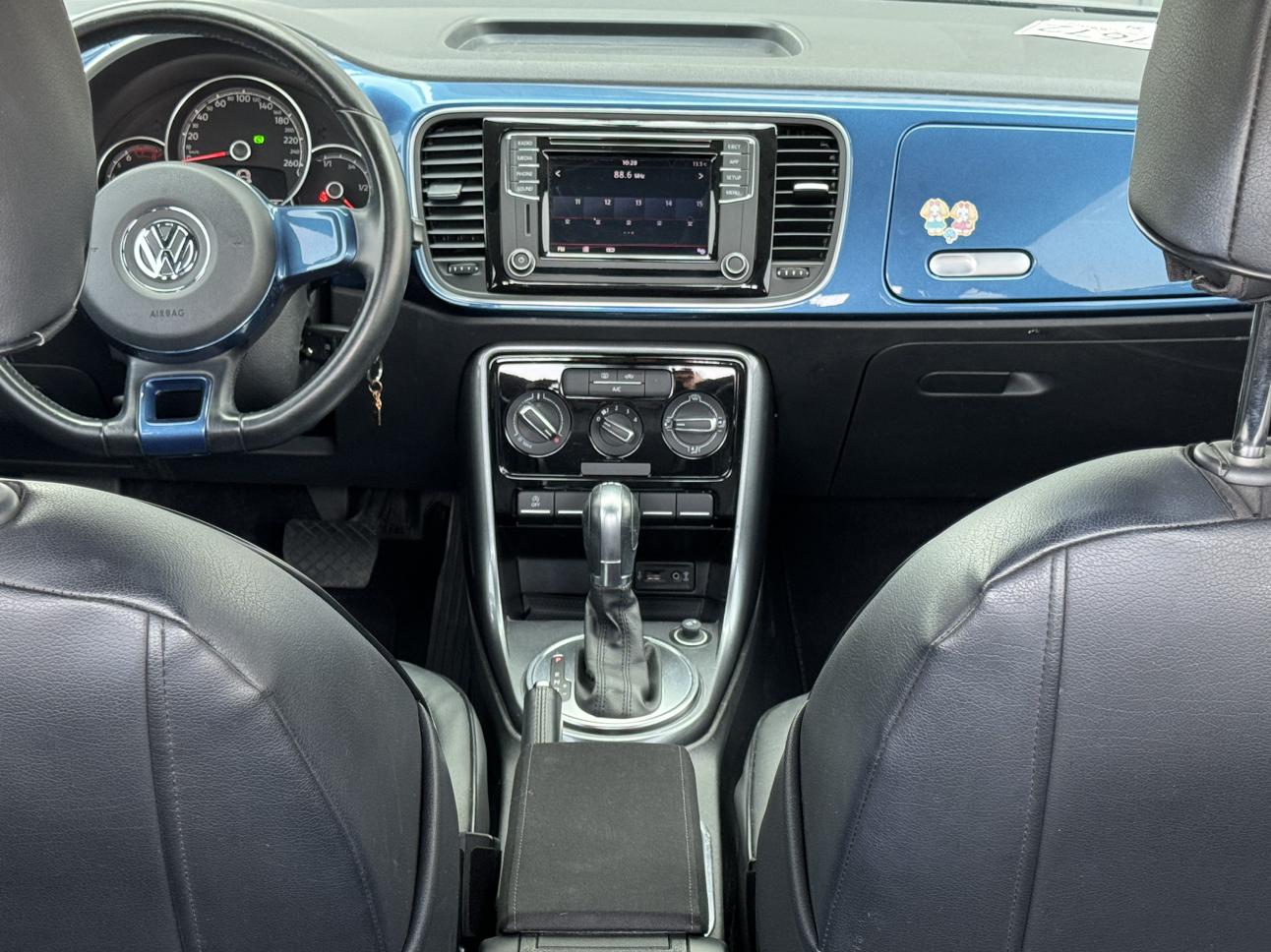 Volkswagen Beetle 2019 thumb 11