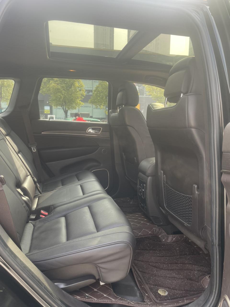 Jeep Grand Cherokee 2013 thumb 10