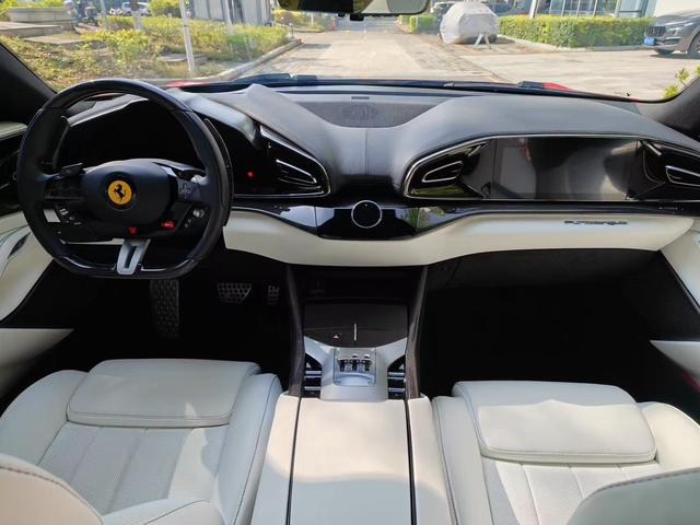 Ferrari Purosangue 2023 thumb 4