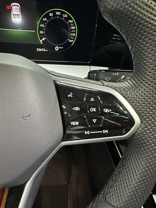 Volkswagen Lamando 2023 thumb 12