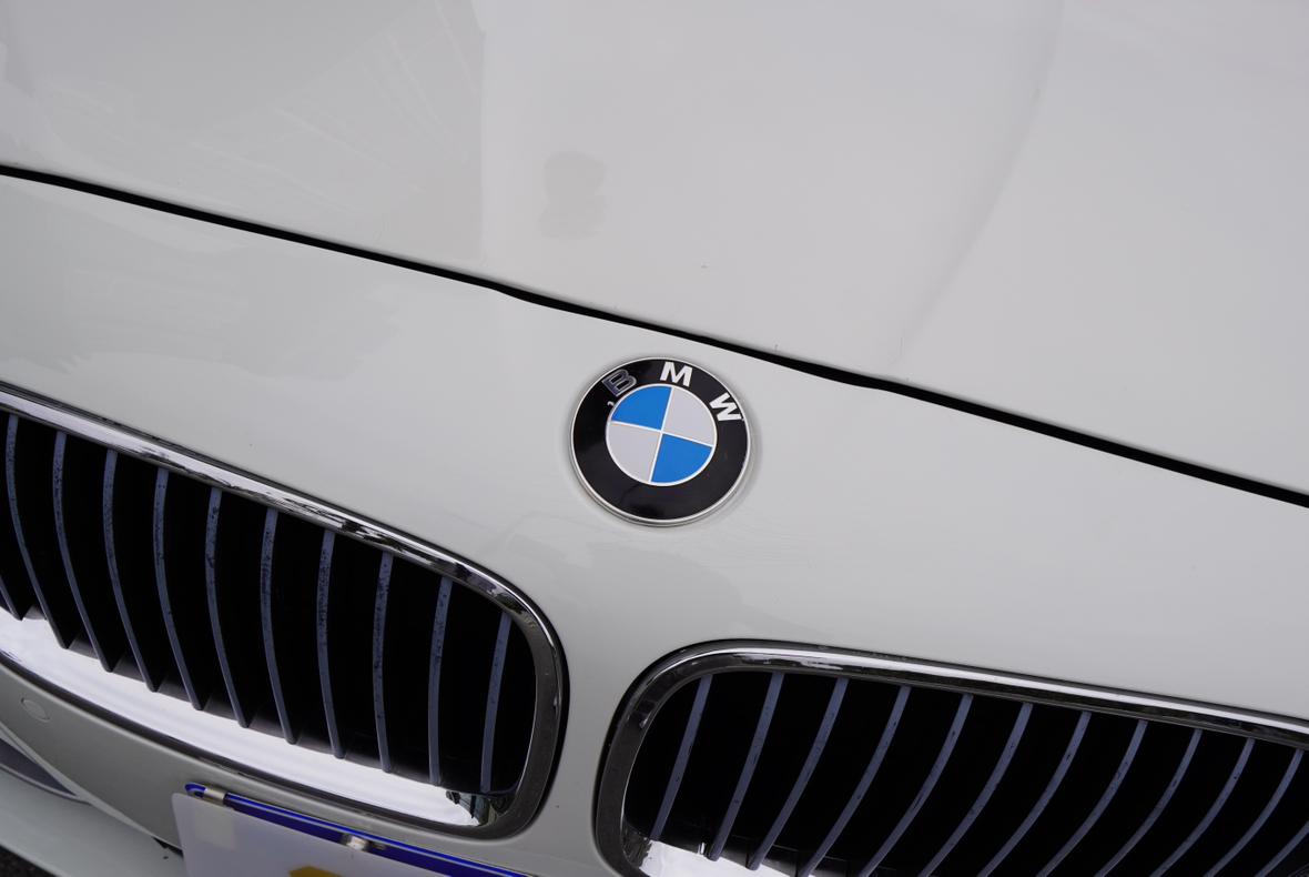 BMW 5 серии 2012 thumb 7