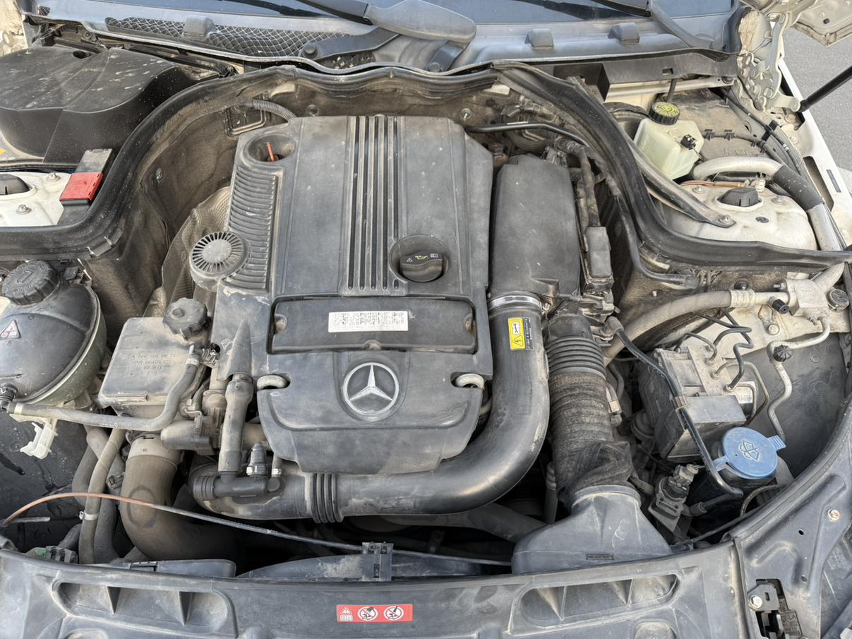 Mercedes-Benz C-Class 2014 thumb 5