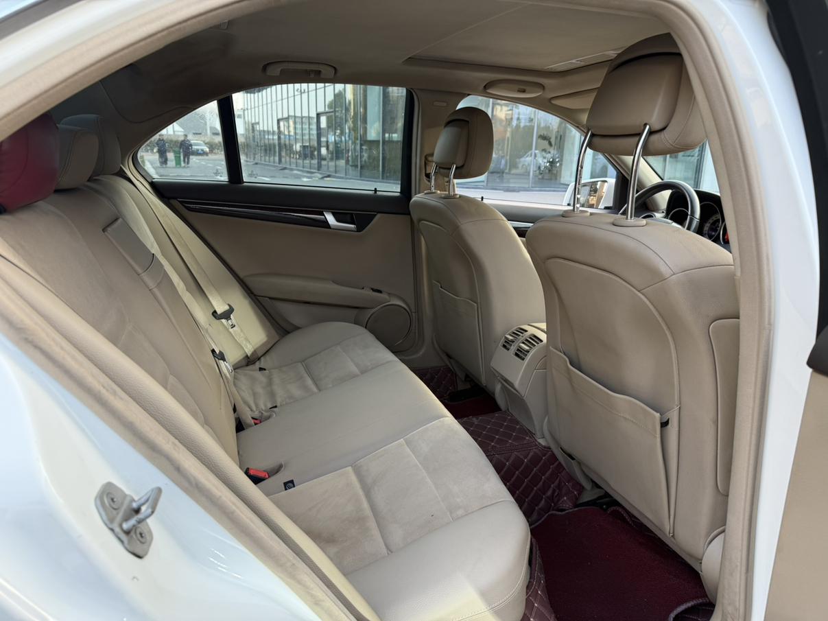 Mercedes-Benz C-Class 2014 thumb 12