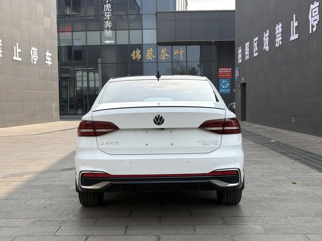 Volkswagen Lavida XR 2023 thumb 3