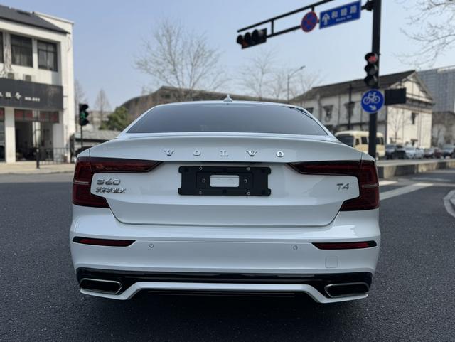 Volvo S60 2021 thumb 8