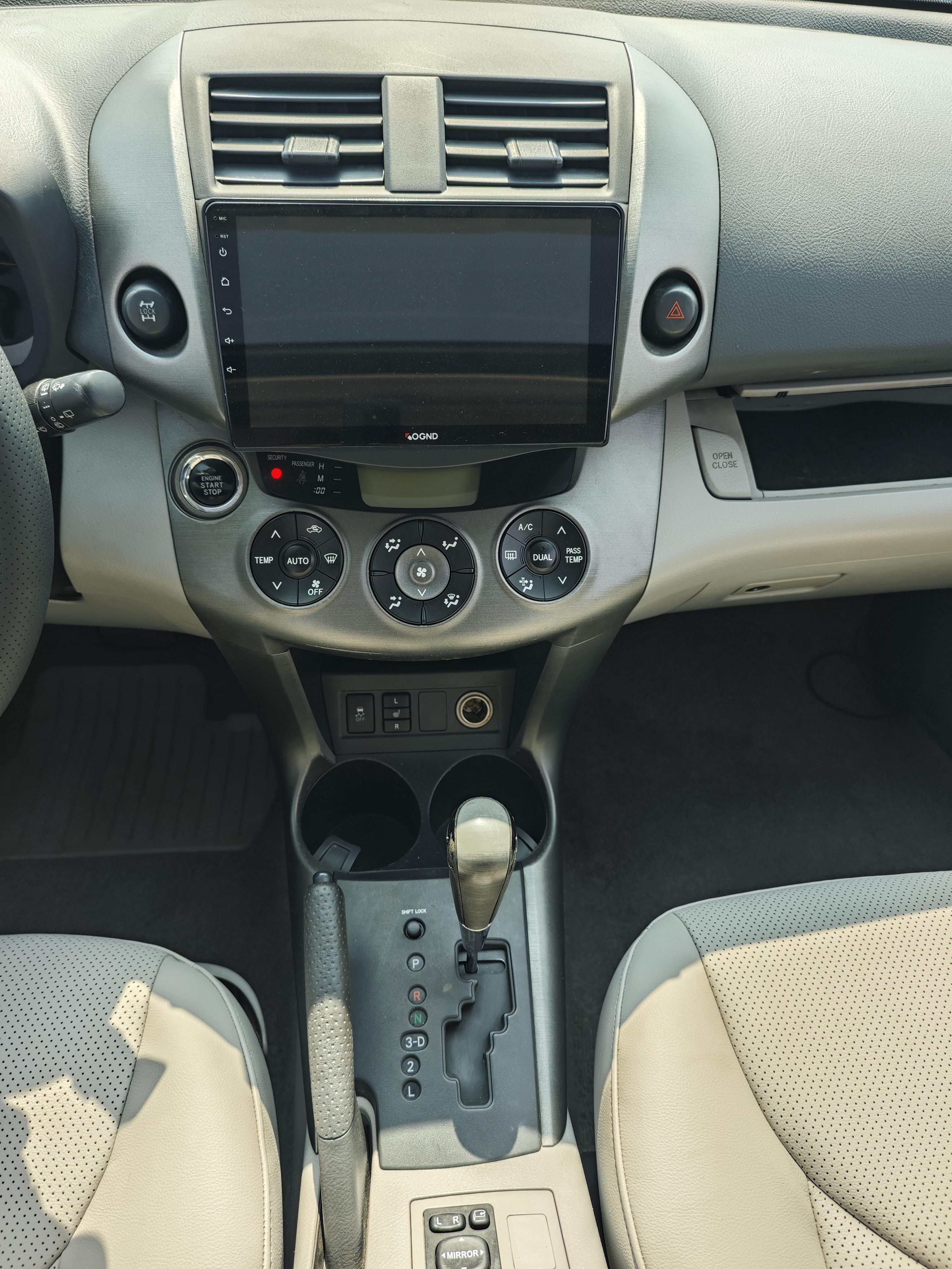 Toyota RAV4 2010 thumb 7