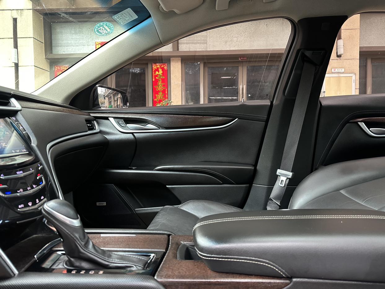 Cadillac XTS 2018 thumb 6