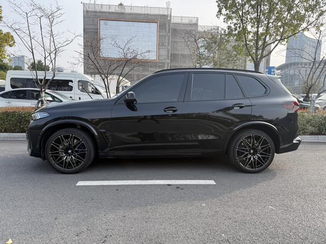 BMW X5 M 2023 thumb 5