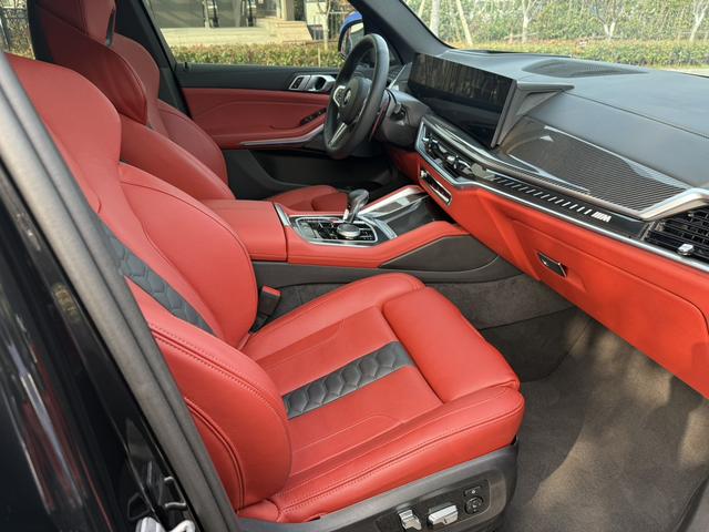 BMW X5 M 2023 thumb 9