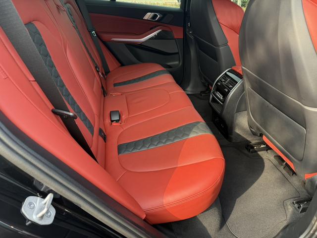 BMW X5 M 2023 thumb 11