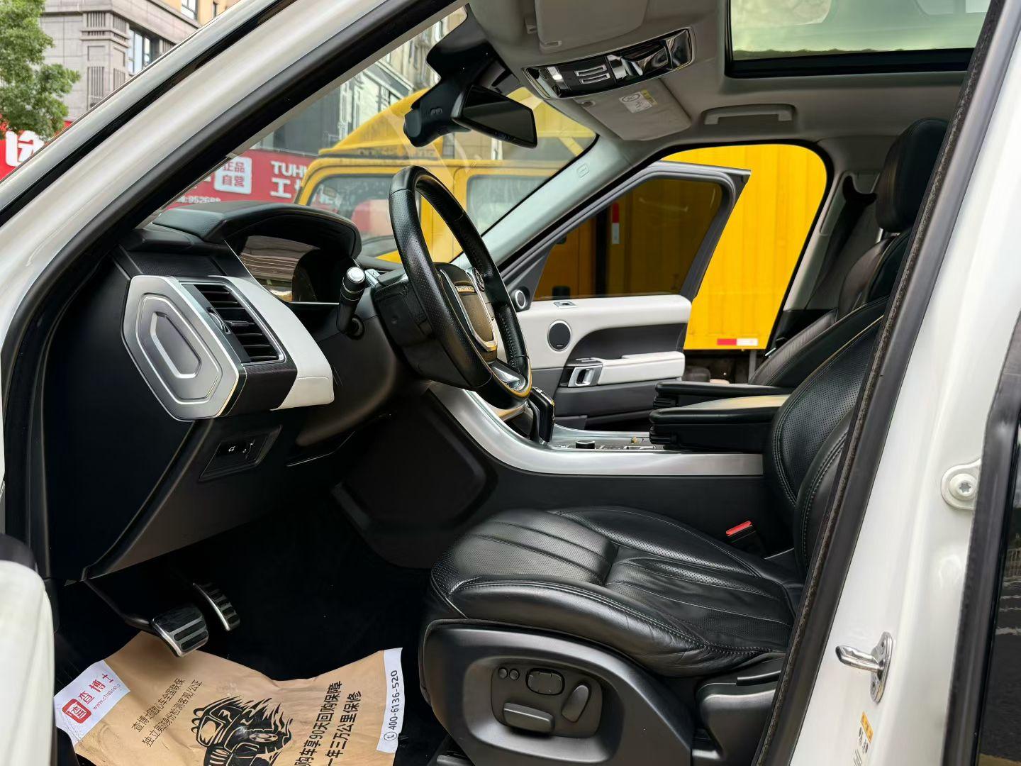 Land Rover Range Rover Sport 2015 thumb 6