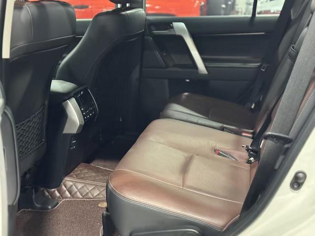 Toyota Land Cruiser Prado 2019 thumb 5