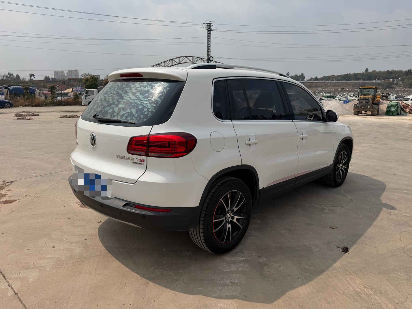 Volkswagen Tiguan 2015 thumb 5