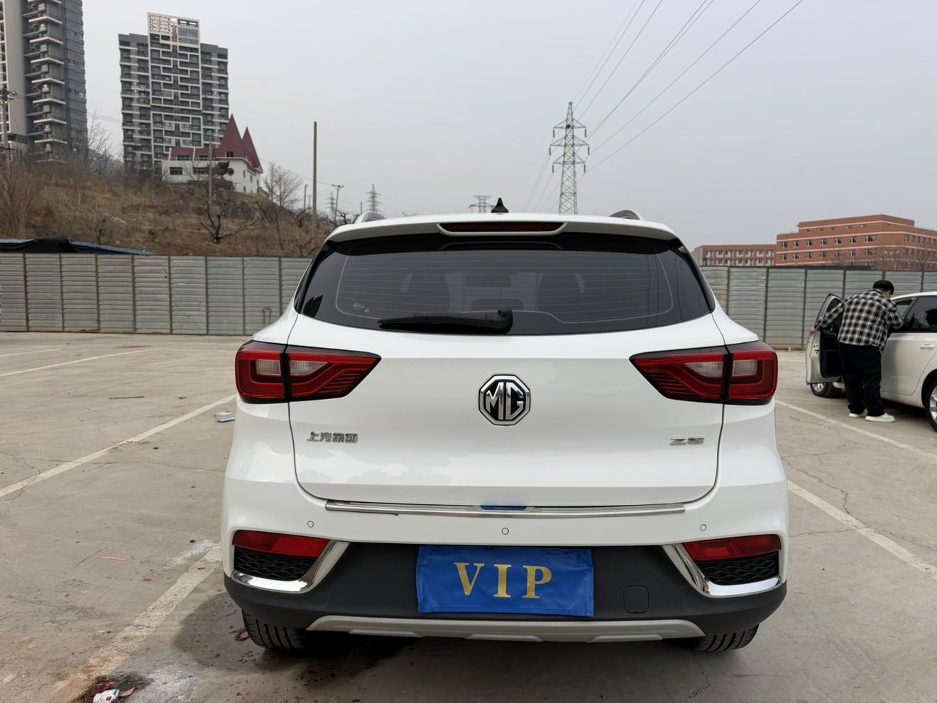 MG ZS 2018 thumb 3