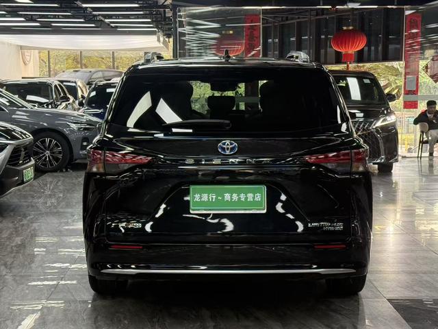 Toyota Sienna 2021 thumb 7