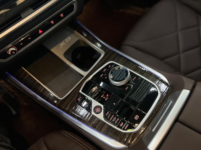 BMW X5 2023 thumb 10