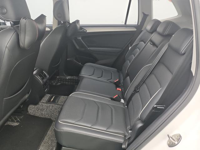 Volkswagen Tiguan 2021 thumb 11