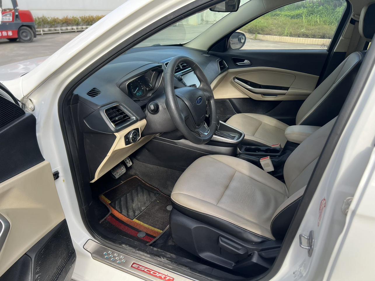 Ford Focus 2017 thumb 6