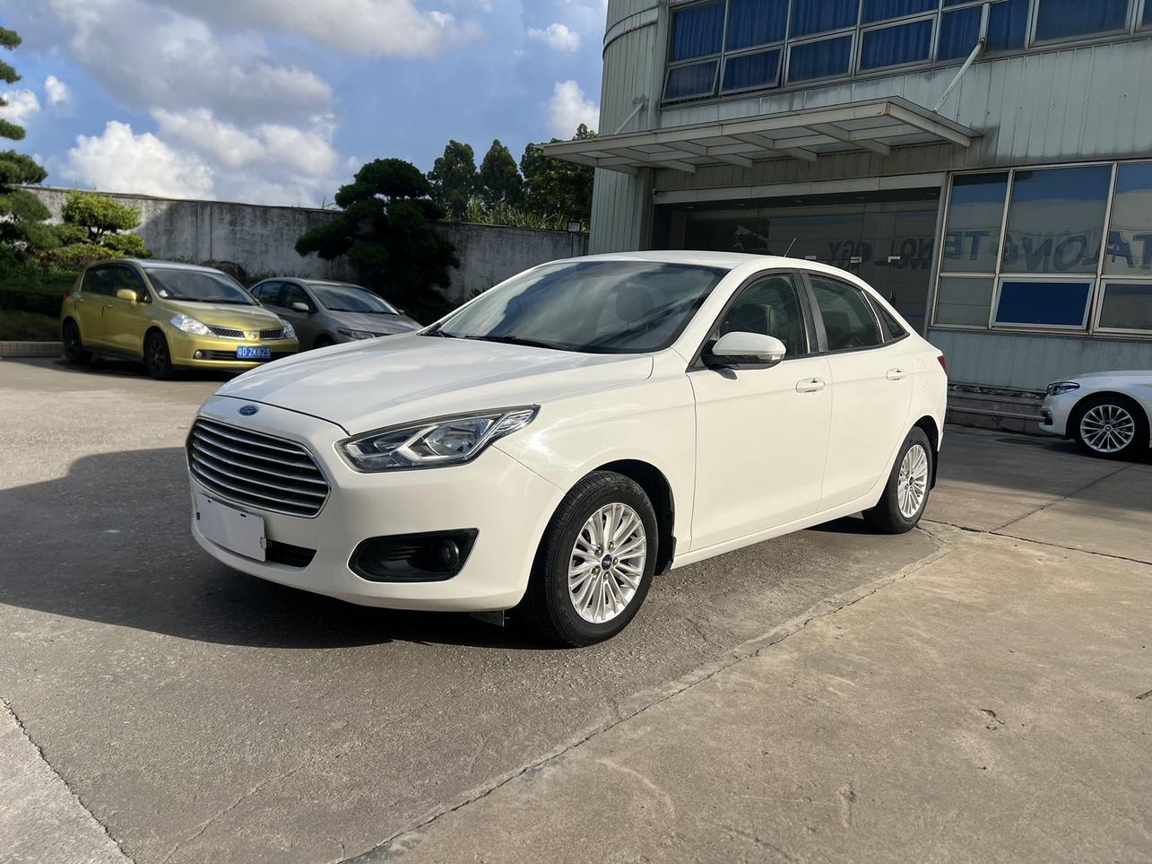 Ford Focus 2017 thumb 8