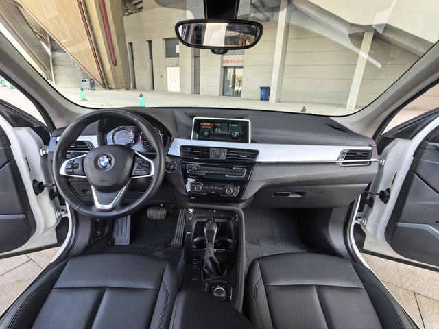BMW X1 2019 thumb 2