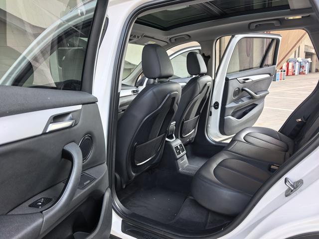 BMW X1 2019 thumb 6