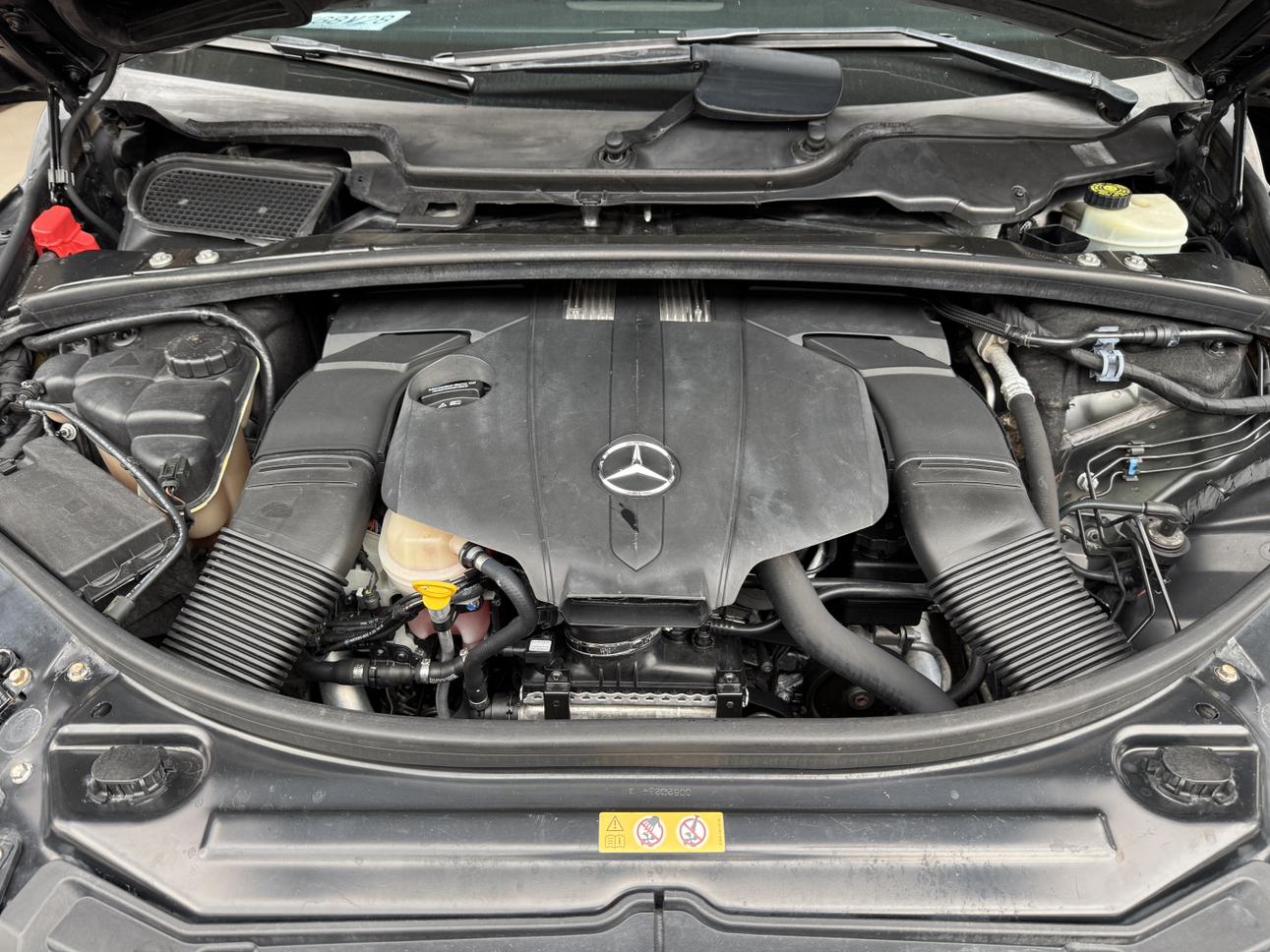 Mercedes-Benz R-Class 2015 thumb 8