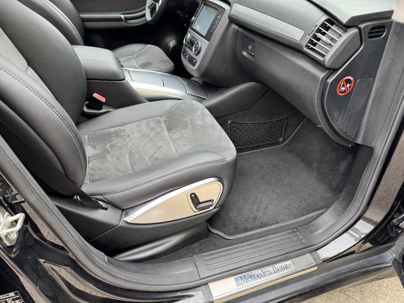 Mercedes-Benz R-Class 2015 thumb 9