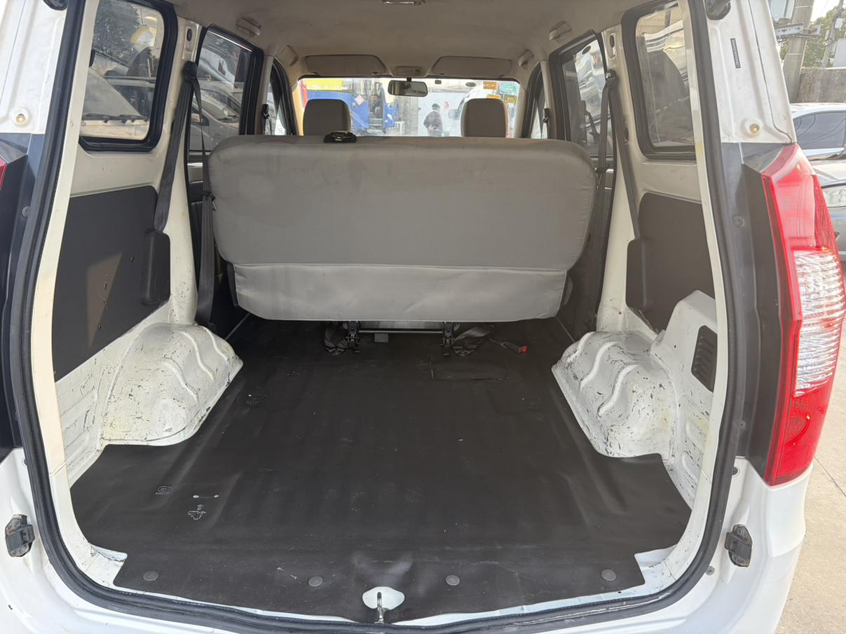 Wuling Hong Guang 2018 thumb 9