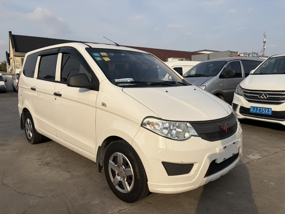 Wuling Hong Guang 2018 thumb 12
