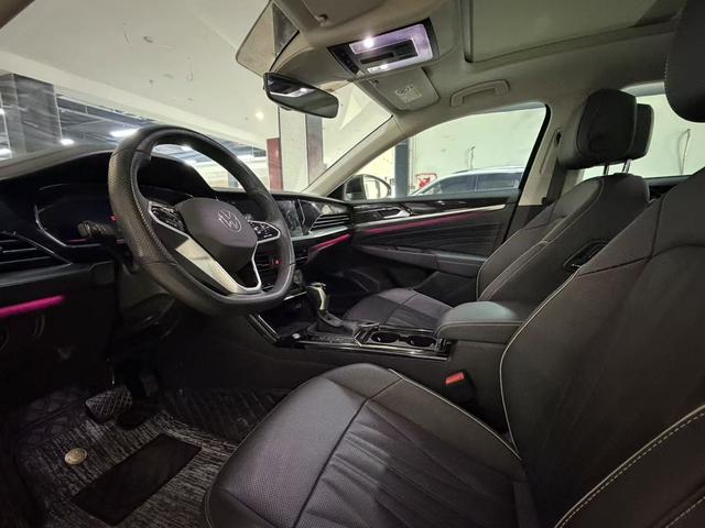 Volkswagen Passat 2023 thumb 4