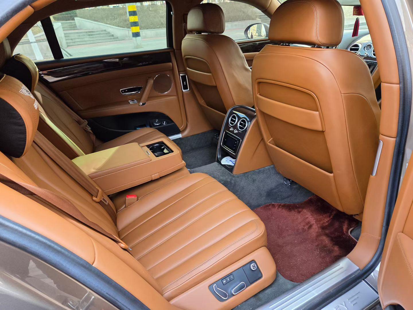 Bentley Flying Spur 2016 thumb 5