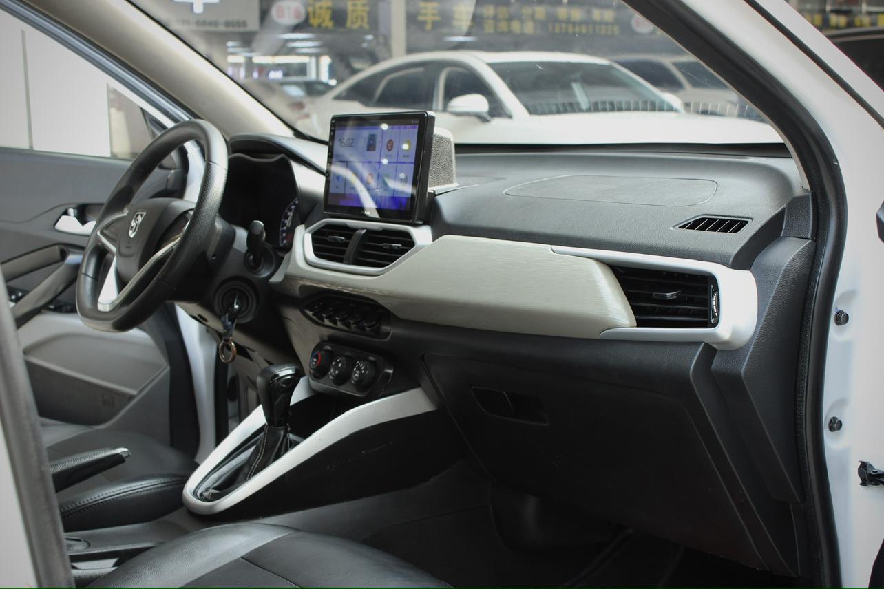 Baojun 510 2020 thumb 9