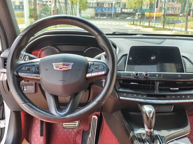 Cadillac CT4 2020 thumb 8