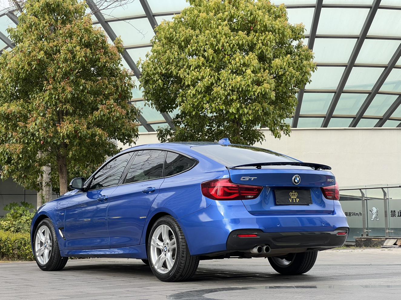 BMW 3 серии 2019 thumb 3