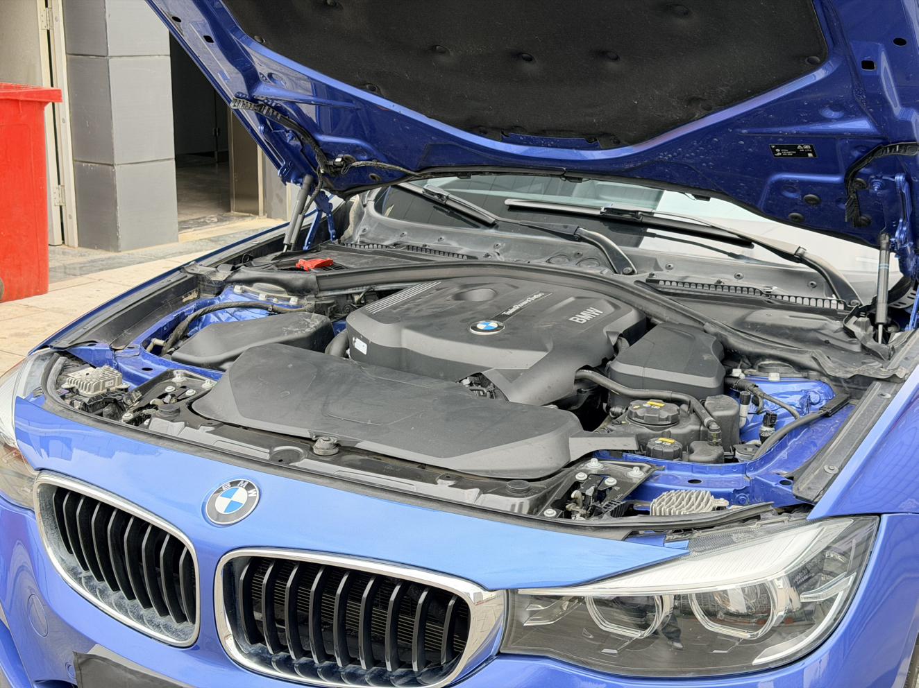 BMW 3 серии 2019 thumb 11