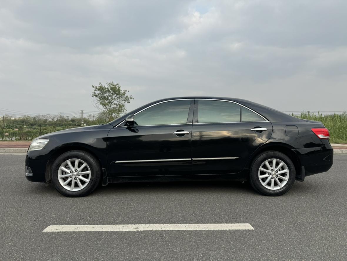 Toyota Camry 2011 thumb 2