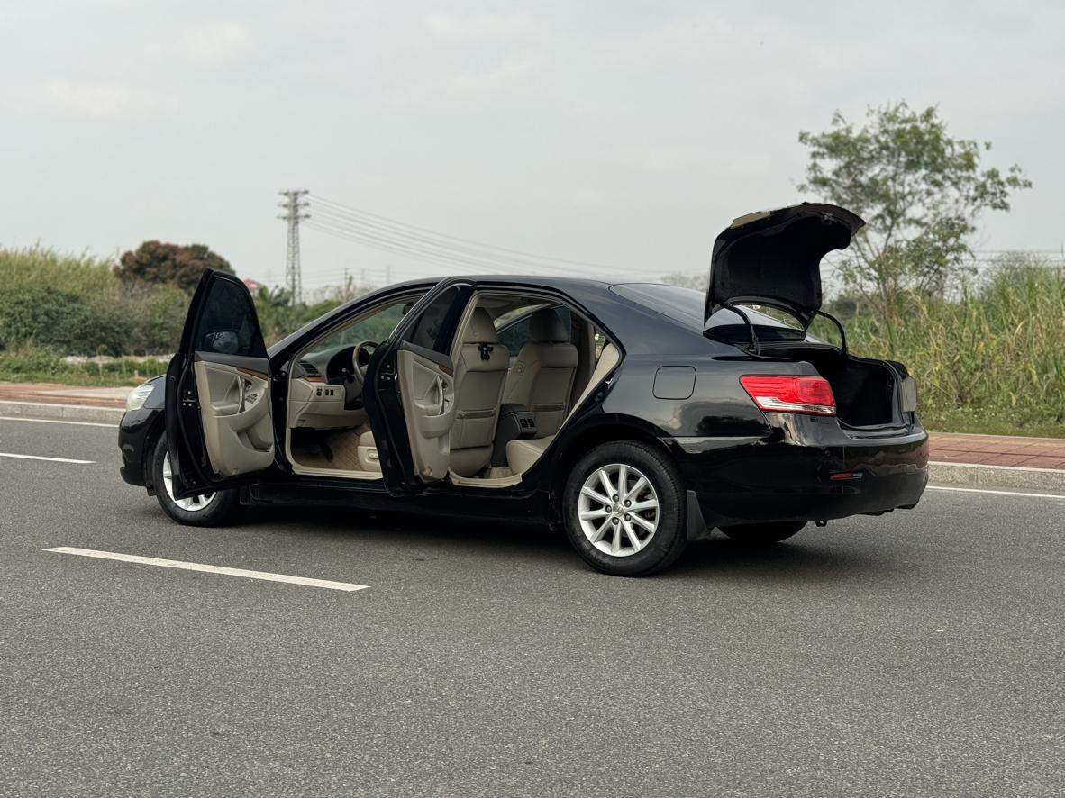 Toyota Camry 2011 thumb 7
