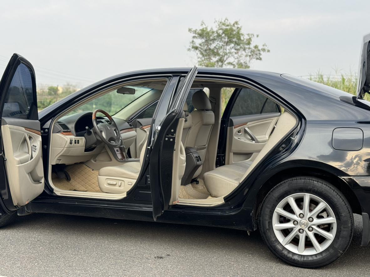 Toyota Camry 2011 thumb 9