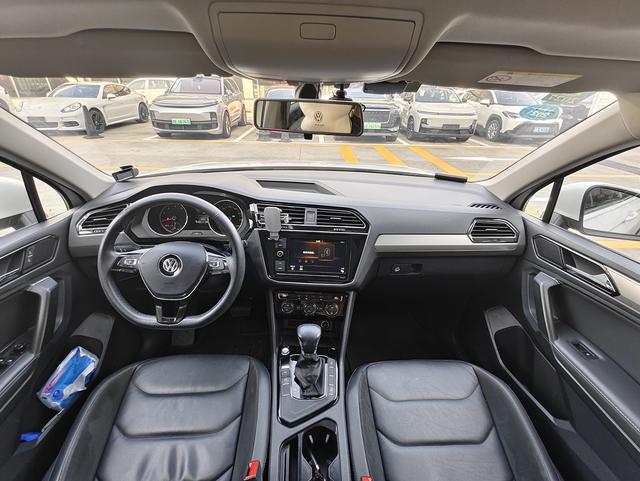 Volkswagen Tiguan 2019 thumb 5