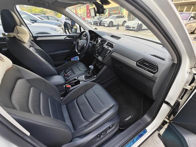 Volkswagen Tiguan 2019 thumb 9