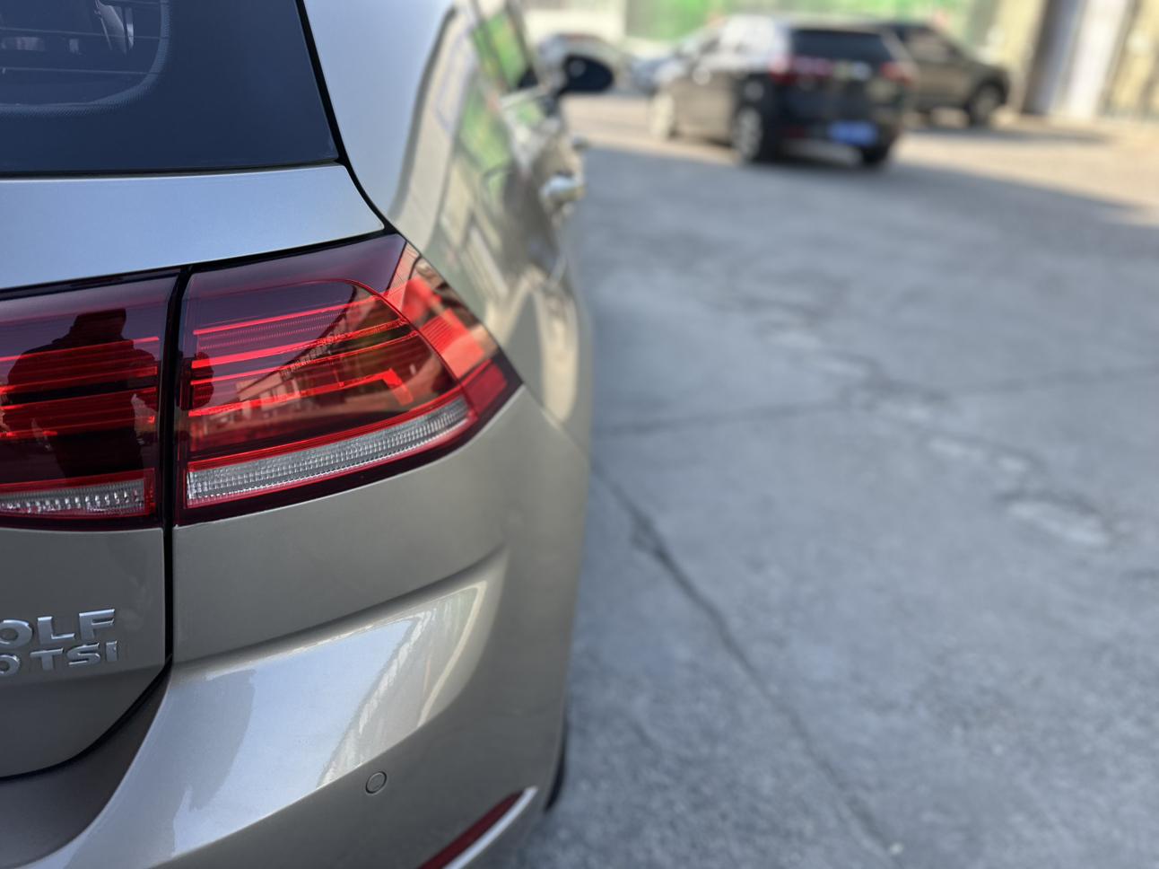 Volkswagen Golf 2018 thumb 8