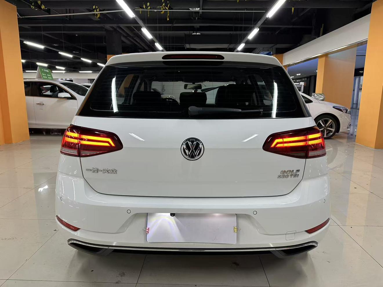 Volkswagen Golf 2018 thumb 4